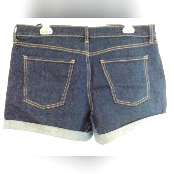 Old Navy Mid Rise Denim Shorts - Picture 2 of 2